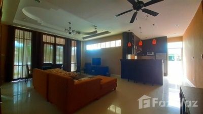 picture 2 Bedroom House for sale at Emerald Hill  1669926 - 57/79