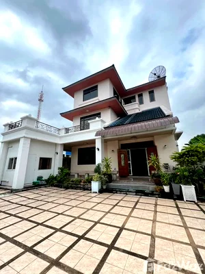 Houses for rent Bangkok : 7 Bedroom House for rent in Khlong Chaokhun Sing, Bangkok  1995607