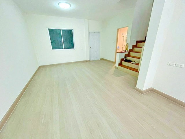 รูป ซาฟารี ปัญญา ทาวน์เฮ้าส์ 2 ชั้น 3นอน 2 น้ำ 18ตร.วา. ใกล้MRTคู้บอน 900 ม. ถ.เลียบคลองสอง - รูปที่ 2/8