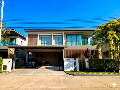 Houses for sale Samut Prakarn : Luxury Detached House for Sale