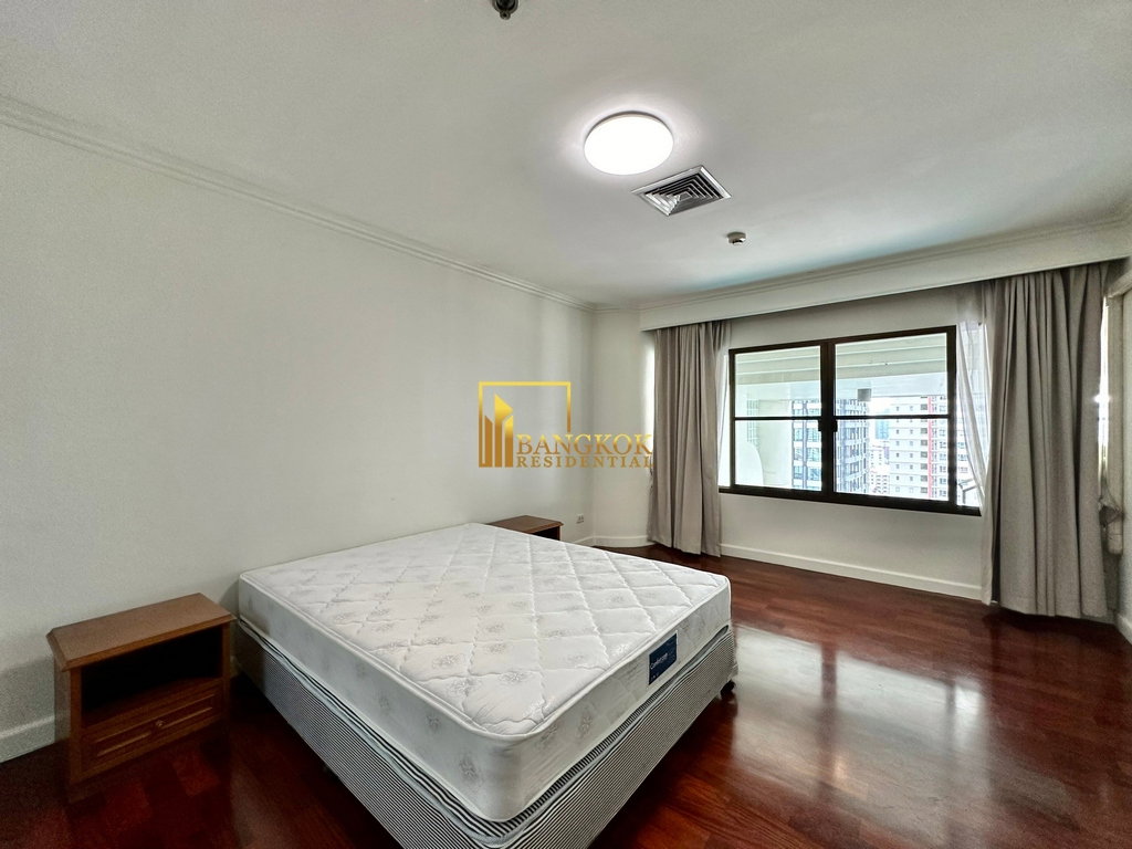 รูป Le Raffine 24 | Exquisite 4 Bedroom Duplex Condo in Phrom Phong - BR18619CD - รูปที่ 20/55