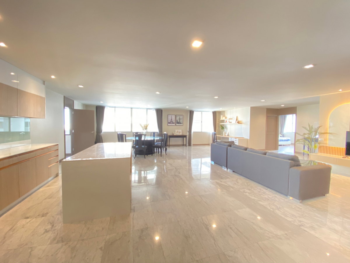 รูป For rent D.S. Tower Tower 1 ขนาด 257.56 sq.m. 3 bedroom ตกแต่งครบพร้อมเครื่องใช้ไฟฟ้า @100,000 Baht - รูปที่ 16/20