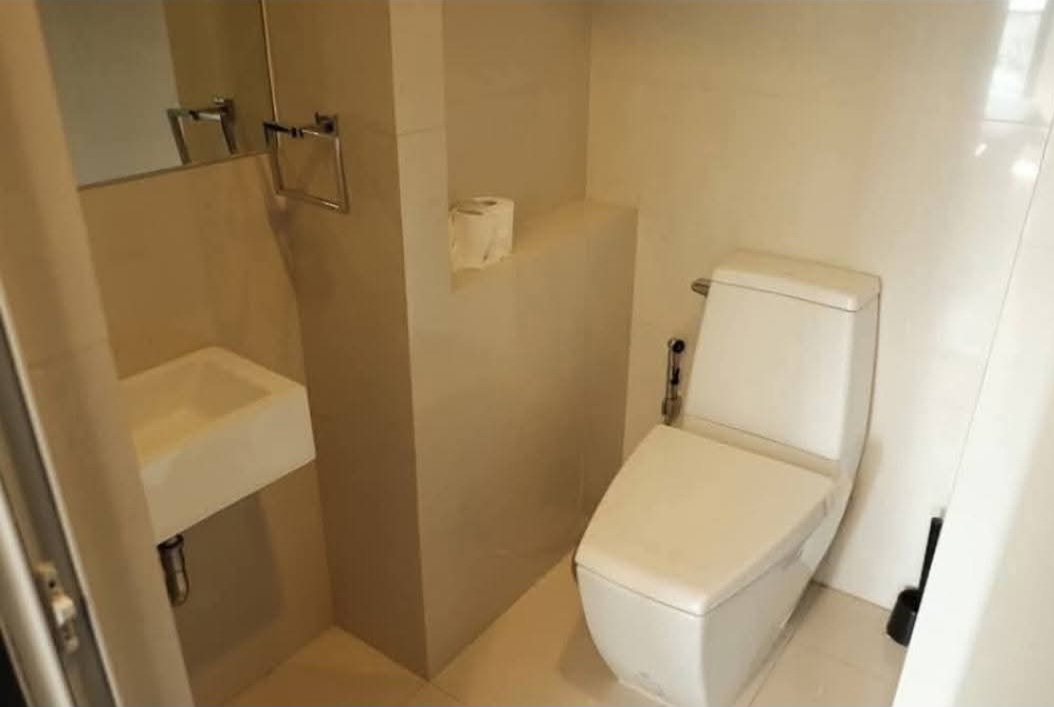picture Rhythm Sukhumvit 44/1 | 0m to BTS Phra Khanong | Spacious 45 sq.m. | 25,000 THB - 7/19