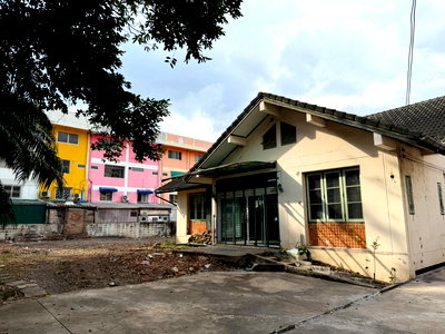 เช่าบ้านเดี่ยว ถนนรามอินทรา : ให้เช่าบ้านเดี่ยว ซอย พระยาสุเรนทร์ 20