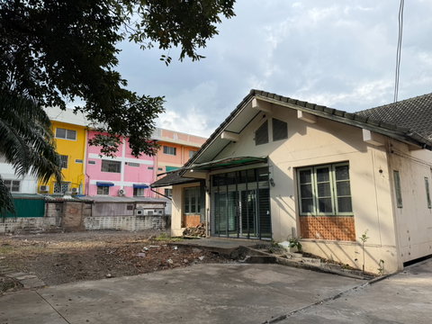 ให้เช่าบ้านเดี่ยว ซอย พระยาสุเรนทร์ 20