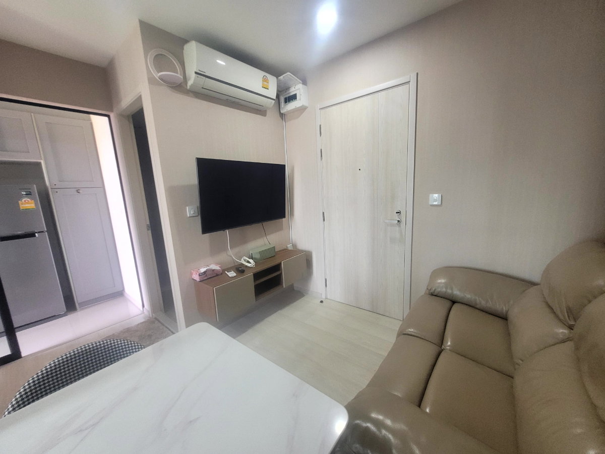 picture @Condorental condo for rent Life Asoke - 4/10