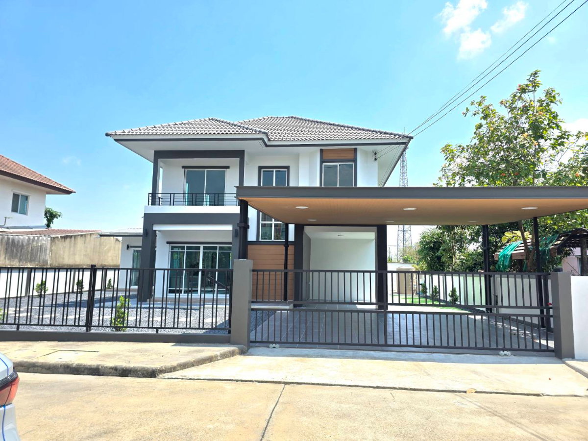 รูป บ้านเดี่ยวหลังใหญ่ กว้างมาก รีโนเวทใหม่ หมู่บ้าน The Extenso 2 (ดิ เอ็กซ์เทนโซ) ประชาสำราญ-หนองจอก แต่งเฟอร์นิเจอร์สวย พร้อมอยู่ - รูปที่ 1/44