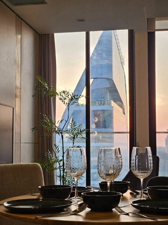 รูป ✨ ด่วน ให้เช่า🔥 For rent Noble Ploenchit  เฟอร์นิเจอร์และเครื่องใช้ไฟฟ้าครบ พร้อมเข้าอยู่ ใกล้ BTS เพลินจิต-RW007874 - รูปที่ 5/11