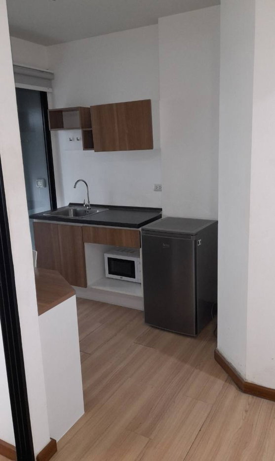 รูป 🔥 วิวสระ ห้องสวย ราคาดีเกินคุ้ม รีบทักด่วน ‼️ ให้เช่า J Condo สาทร – ราชพฤกษ์ คอนโดทำเลดี เดินทางสะดวก ห้องสวย วิวสระ บรรยากาศดี เฟอร์นิเจอร์  - รูปที่ 1/7