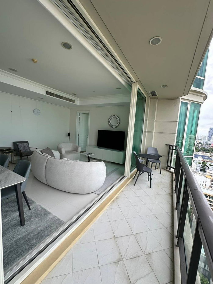 picture Royce Private Residence 2Bedroom For Rent - 32/43