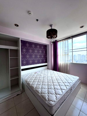 Condos for rent : Condo for rent in Sriracha. Beautiful room, great location, in the heart of the city and surrounded by community amenities.