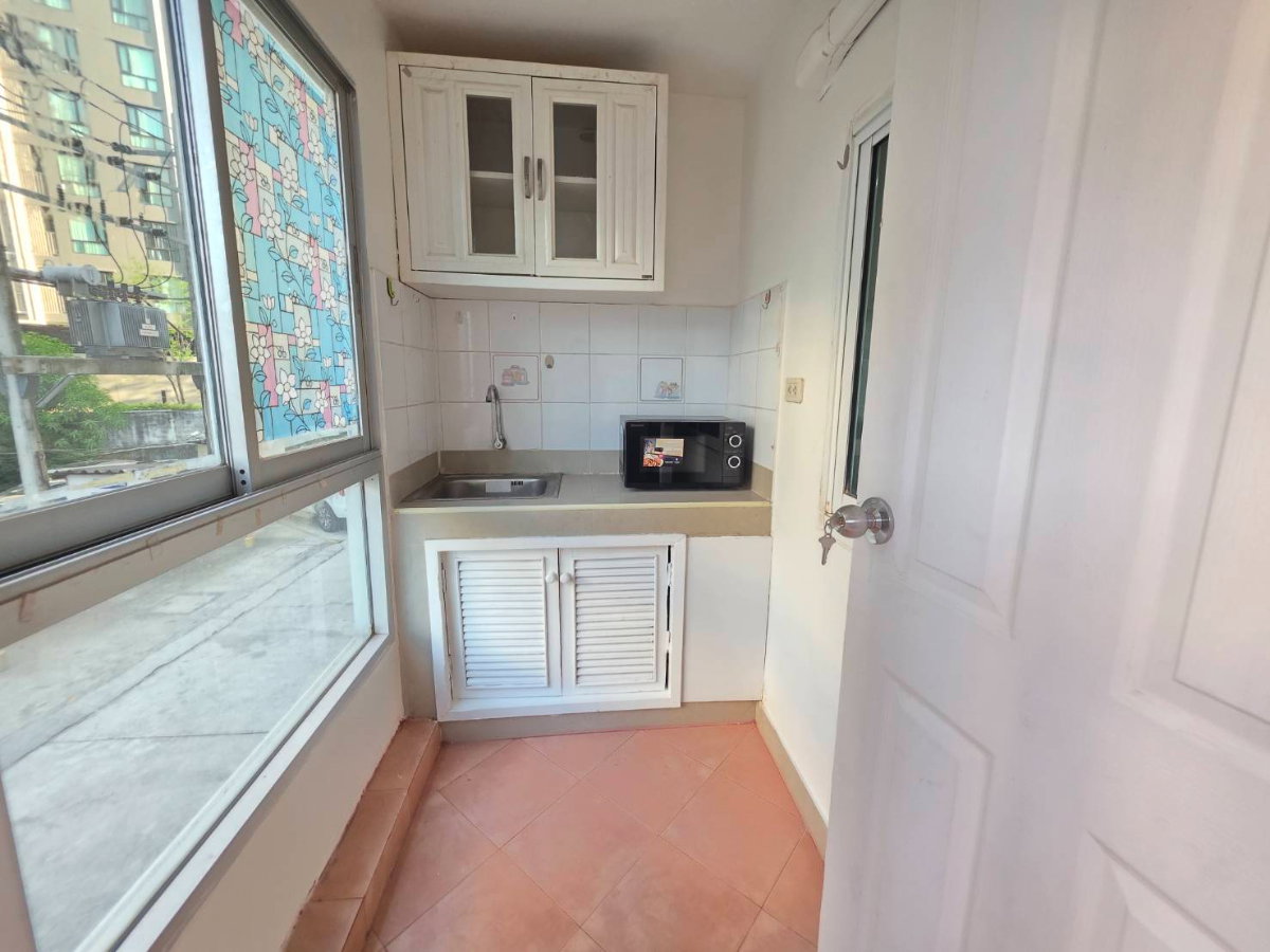 รูป ให้เช่าคอนโด รีเจนท์ โฮม 3 พหลโยธิน 57 ห้องทำใหม่ Tel.0999983897 - รูปที่ 15/18