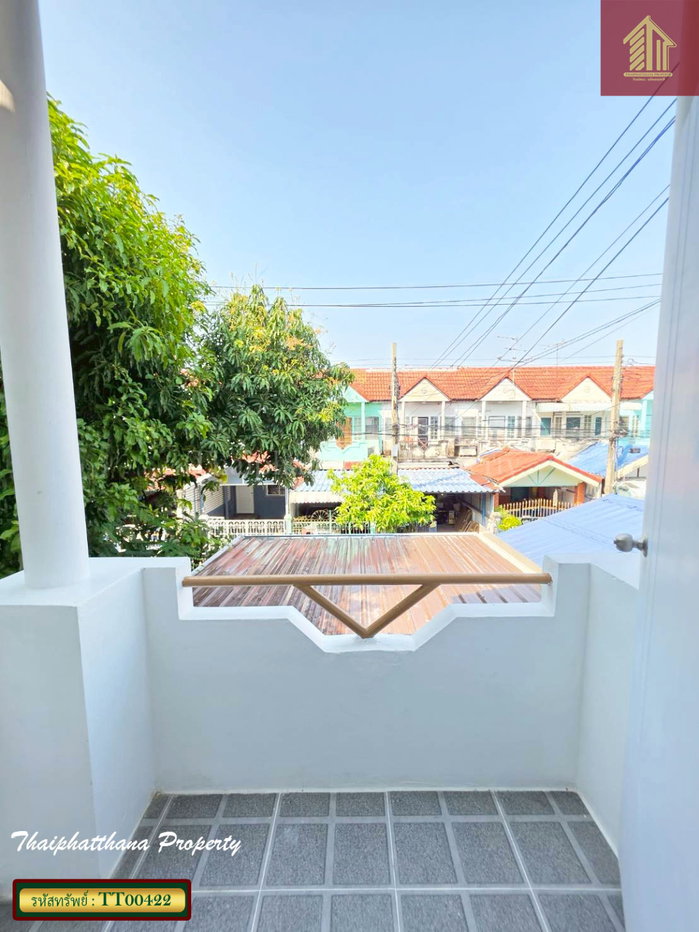 รูป ขายทาวน์เฮ้าส์รีโนเวทใหม่ หมู่บ้านทรัพย์ดินทอง เทพารักษ์ บ้านสวย พร้อมอยู่ - รูปที่ 8/12