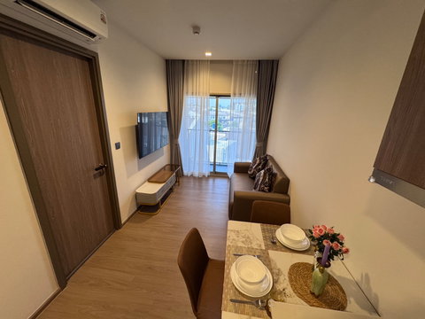 ✅For Rent: Mekin HAUS 4th floor, 1 bedroom, 18,000 baht. ☎️064-792-4426 (Ben)