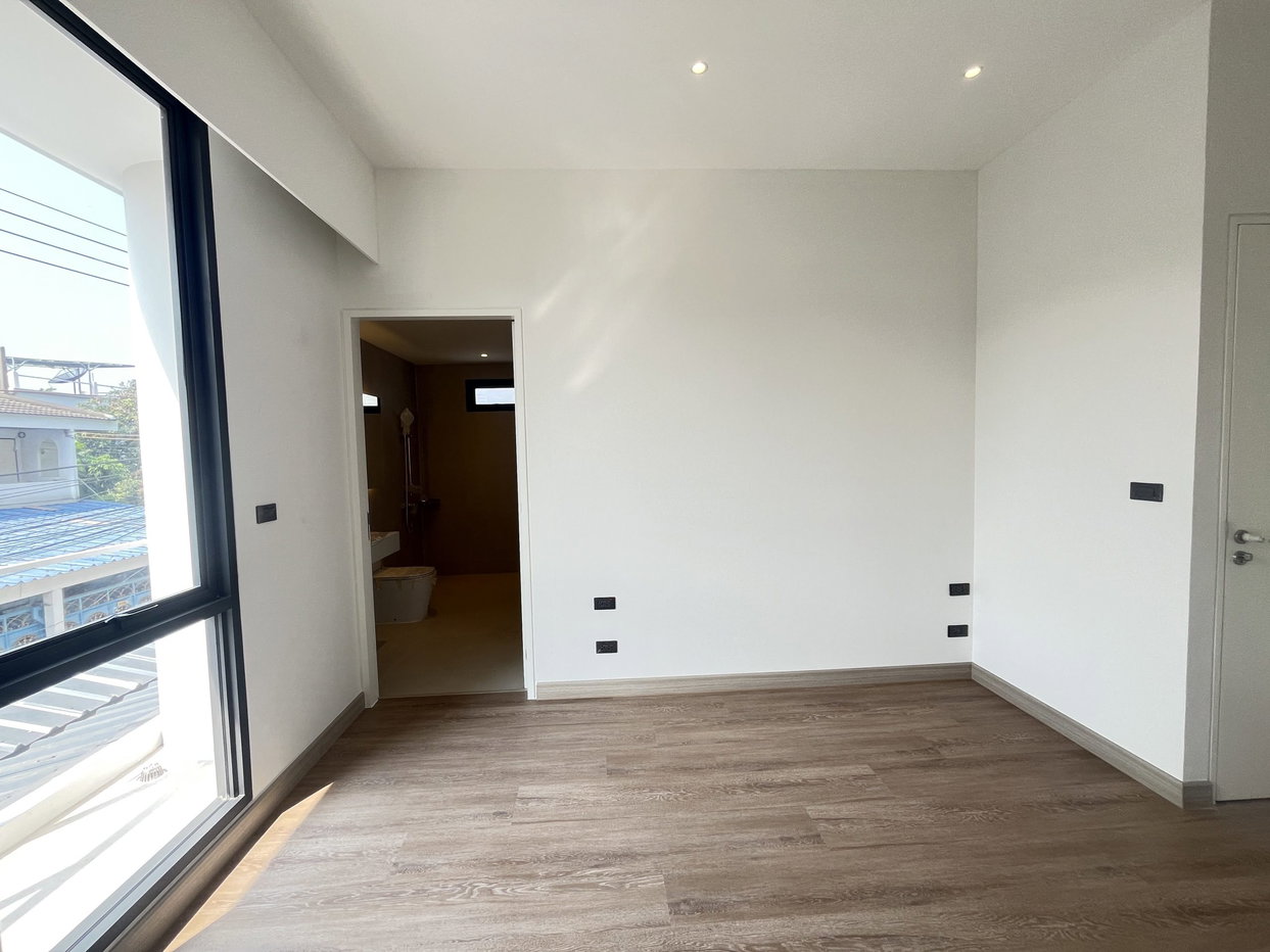 picture House in Saphan Khwai 3 bedrooms, for sale - 3/89