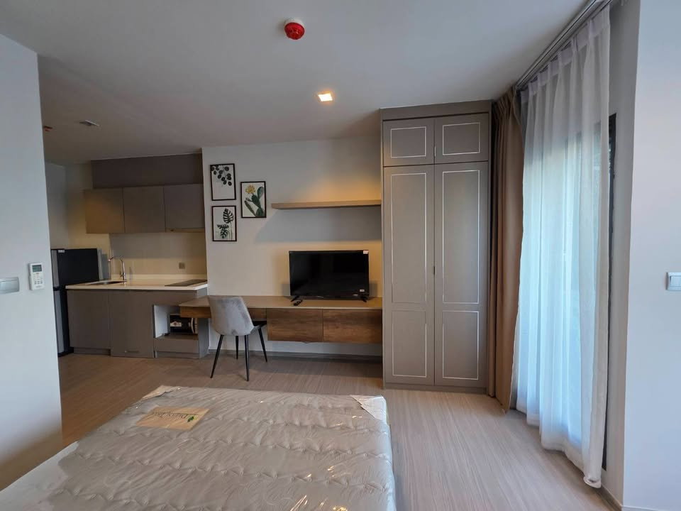 รูป ไลฟ์ อโศก พระราม 9 Studio ชั้น 29 ตึก A ขนาด 26 ตร.ม. เช่า 17,000 บาท/เดือน Ready to move in - รูปที่ 2/7