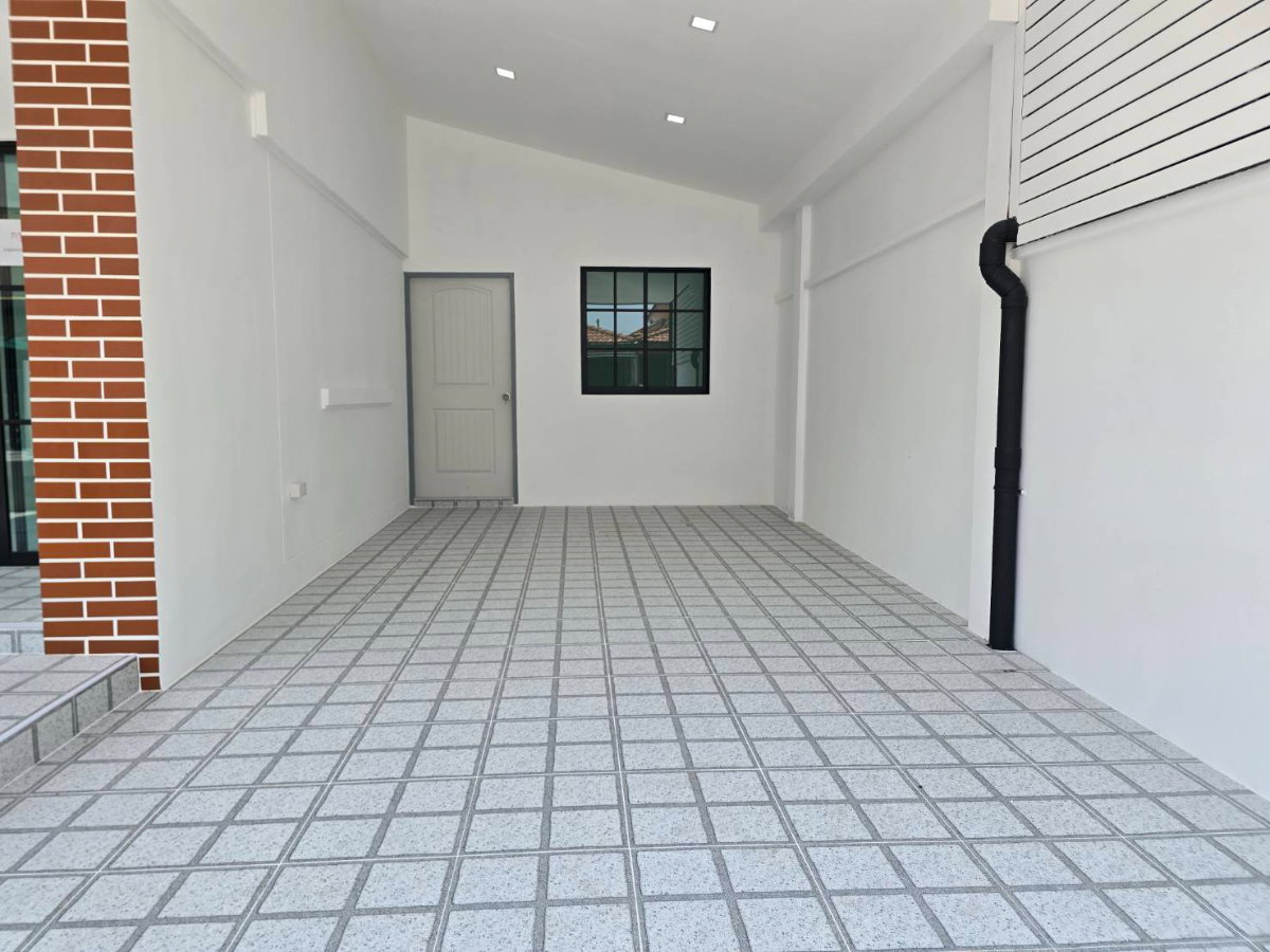 รูป บ้านเดี่ยวหลังมุมใน ตกแต่งรีโนเวทใหม่ หมู่บ้านเอกกวิน ถนนเลียบคลองสอง4 ทำเลดี ฟังก์ชั่นบ้านดีมาก - รูปที่ 4/43