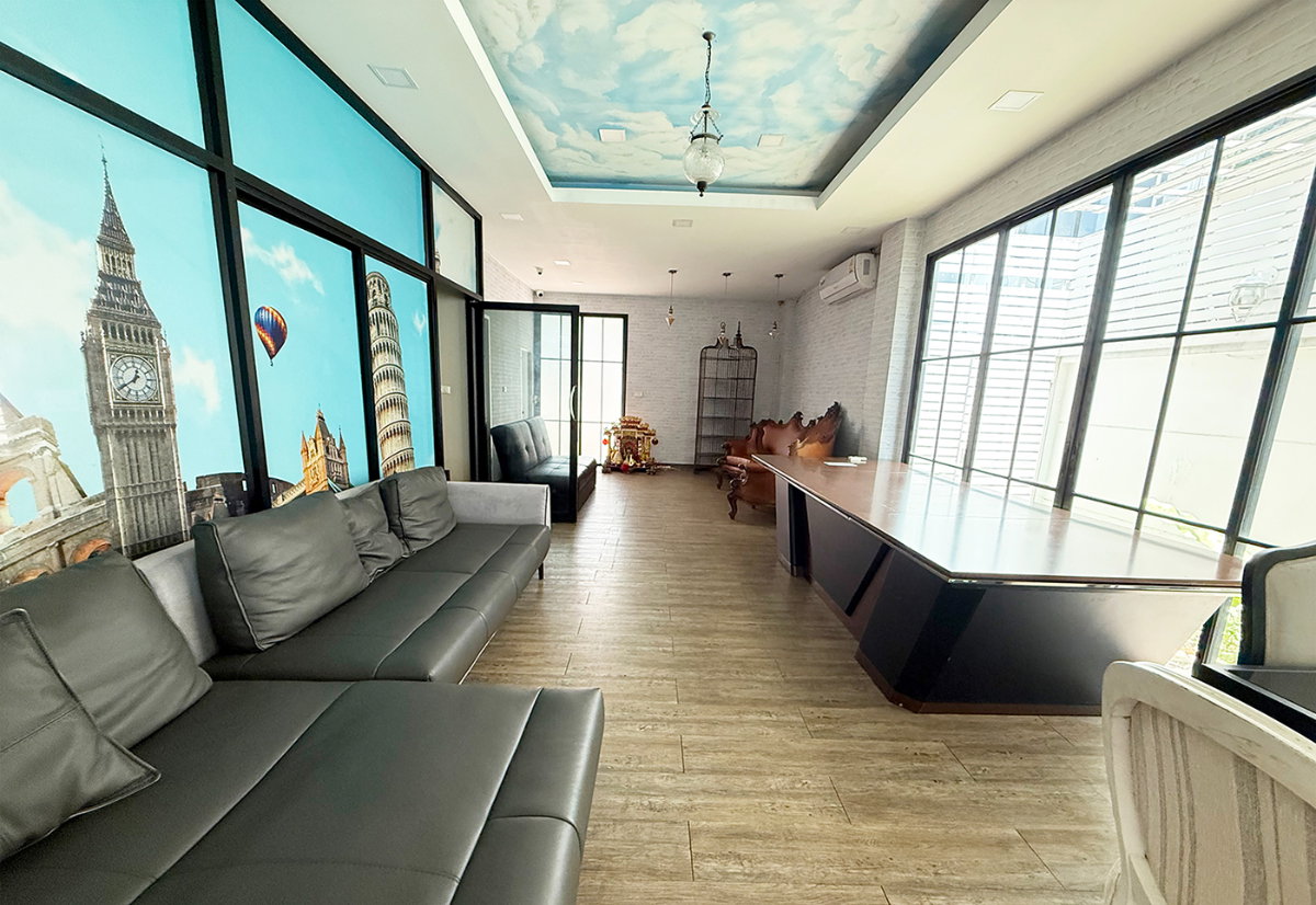 รูป ขายโฮมออฟฟิสหลังมุมหน้ากว้าง 4 ชั้น ใกล้วงแหวนกาญจนาภิเษก150เมตร ประเวศ กรุงเทพฯ 40 ตรว 2นอน 5น้ำ - รูปที่ 4/12