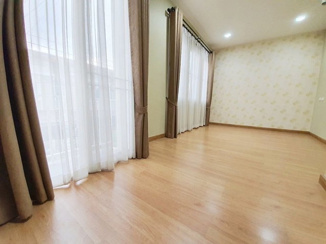 รูป ตลาดครอบครัว บางกรวย 300ม. 4แอร์ บ้าน 2ชั้น ปิ่นเกล้า-จรัญสนิทวงศ์ ทาวน์โฮม 3นอน สะพานพระราม7 - รูปที่ 4/8