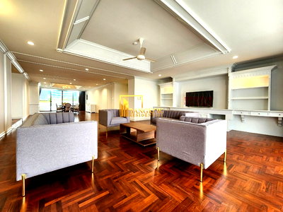 เช่ากิจการ ถนนเพชรบุรี กรุงเทพฯ : Renovated 3 Bedroom Luxury Apartment For Rent in Asoke - BR20929AP