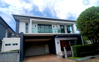 บ้านเดี่ยวให้เช่า : เช่าบ้านเดี่ยว 2 ชั้น ม. เดอะ ซิตี้ บางนา กม.7 สวย พร้อมอยู่ ใดล้ ศูนย์การค้าเมกา บางนา สนใจแอตไลน์ครับ@841qqlnr