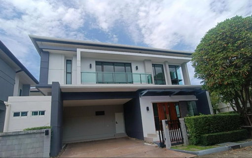 รูปภาพ 2-story house for rent in The City Bangna Km.7. Beautiful and ready to move in. Close to Mega Bangna shopping mall. Interested? Add Line: @841qqlnr 