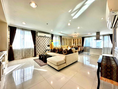 Apartment building for rent Fortune Town : Gorgeous 4 Bed Duplex Serviced Apartment in Phrom Phong - BR7102SA