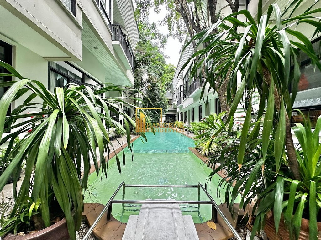 picture SW 38 Place | Spacious 4 Bed House in Compound in Thonglor - BR2134CD - 12/16