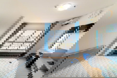 🔥 High-Floor Condo for Sale with Pool View, Spacious Unit in Great Condition – Supalai Veranda Rama 9 near MRT Rama 9