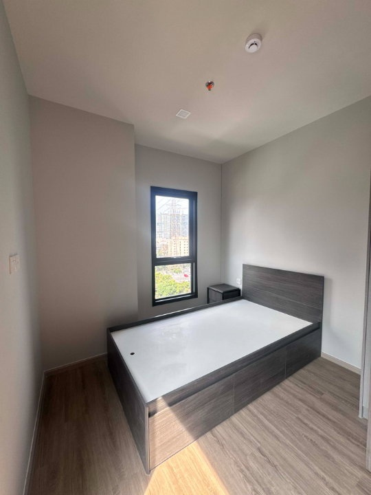 รูป ให้เช่าคอนโด Metris District Ladprao (Pet Friendly) 2 bed ตกแต่งครบพร้อมเข้าอยู่ ใกล้สถานี interchange MRT พหลโยธิน และ BTS ลาดพร้าว-RC002524 - รูปที่ 8/9