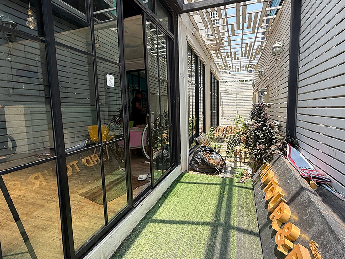 รูป ขายโฮมออฟฟิสหลังมุมหน้ากว้าง 4 ชั้น ใกล้วงแหวนกาญจนาภิเษก150เมตร ประเวศ กรุงเทพฯ 40 ตรว 2นอน 5น้ำ - รูปที่ 5/12