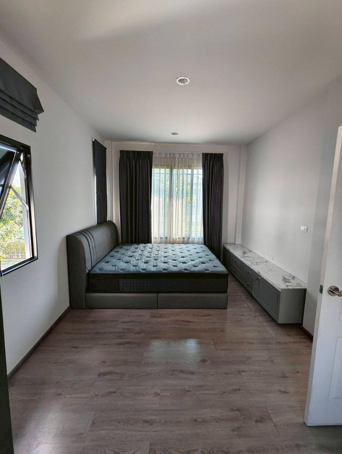 รูป 🏡✨ ขายและปล่อยให้เช่า บ้านแฝด 2 ชั้น โครงการ Grande Pleno วัชรพล–สุขาภิบาล 5 3 ห้องนอน 4 ห้องน้ำ 🐶 - รูปที่ 10/12