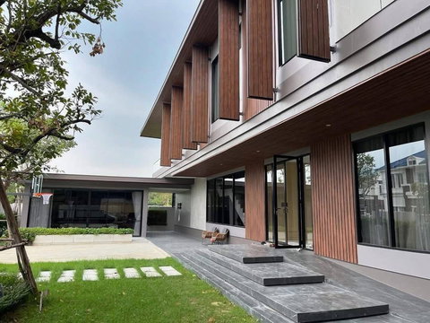 ให้เช่าบ้านหรู/ขายบ้านหรูหลังใหญ่ 203 ตรว.650 ตรม.ออกแบบพิเศษมีเพียงหลังเดียว! โครงการปัญจทรัพย์พาร์ค ติดถ.บรมราชชนนี ใกล้พุทธมณฑลสาย3/ปิ่นเกล้า