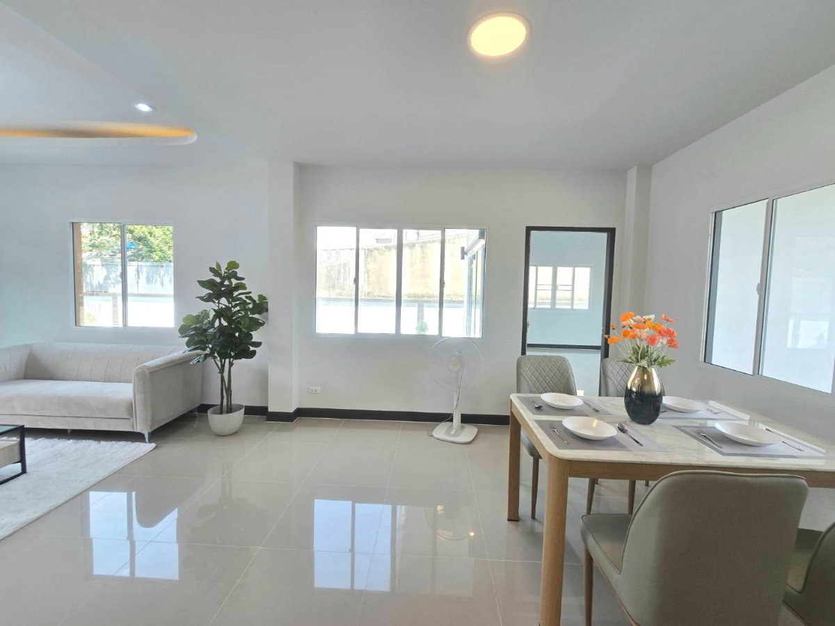 รูป บ้านเดี่ยวหลังใหญ่ กว้างมาก รีโนเวทใหม่ หมู่บ้าน The Extenso 2 (ดิ เอ็กซ์เทนโซ) ประชาสำราญ-หนองจอก แต่งเฟอร์นิเจอร์สวย พร้อมอยู่ - รูปที่ 19/44