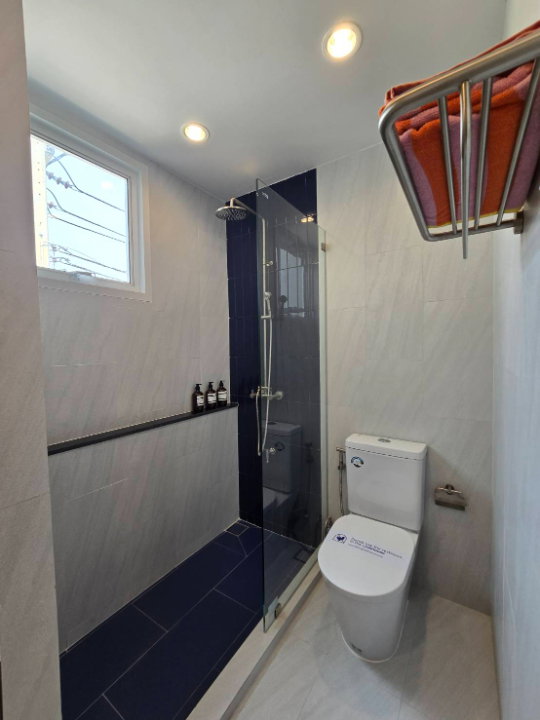 รูป ขายทาวน์โฮม Monotown Mini โครงการใหม่ Holm2 สันพระเนตร ทำเลดี น้ำไม่ท่วม ออกแบบมาเพื่อปรับแต่งตามไลฟ์สไตล์ ใกล้เมือง เซนทรัลเฟส -SW003618 - รูปที่ 19/26