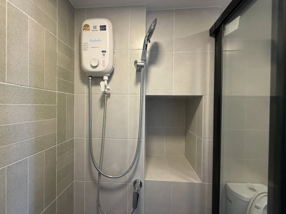 รูป 🔥 ห้องสุดท้าย 1.75 ลบ.* ✈️ dcondo Air ลาดกระบัง | ถ่ายจากห้องจริง พร้อมอยู่ทันที 📞 เซลแสนสิริ ปุ้ย 099-449-2665 - รูปที่ 10/15