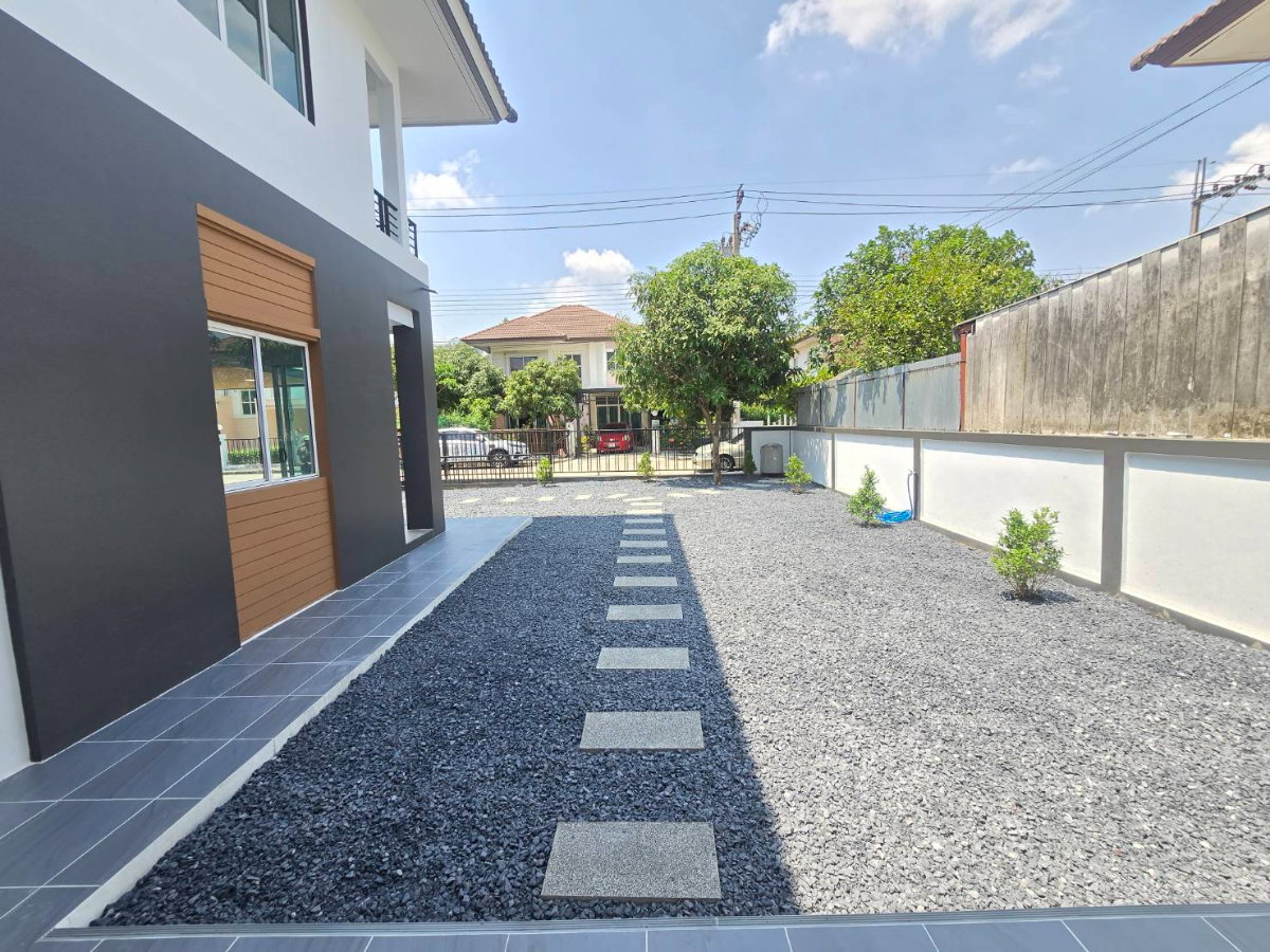 รูป บ้านเดี่ยวหลังใหญ่ กว้างมาก รีโนเวทใหม่ หมู่บ้าน The Extenso 2 (ดิ เอ็กซ์เทนโซ) ประชาสำราญ-หนองจอก แต่งเฟอร์นิเจอร์สวย พร้อมอยู่ - รูปที่ 23/44