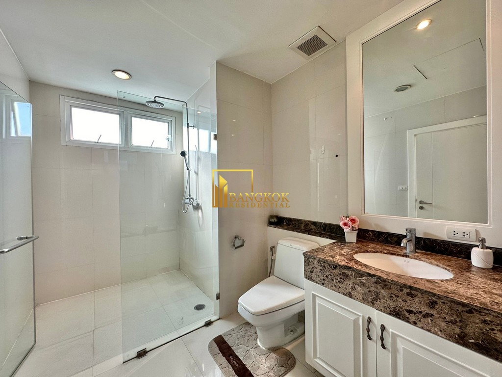 รูป Gorgeous 4 Bed Duplex Serviced Apartment in Phrom Phong - BR7102SA - รูปที่ 37/67