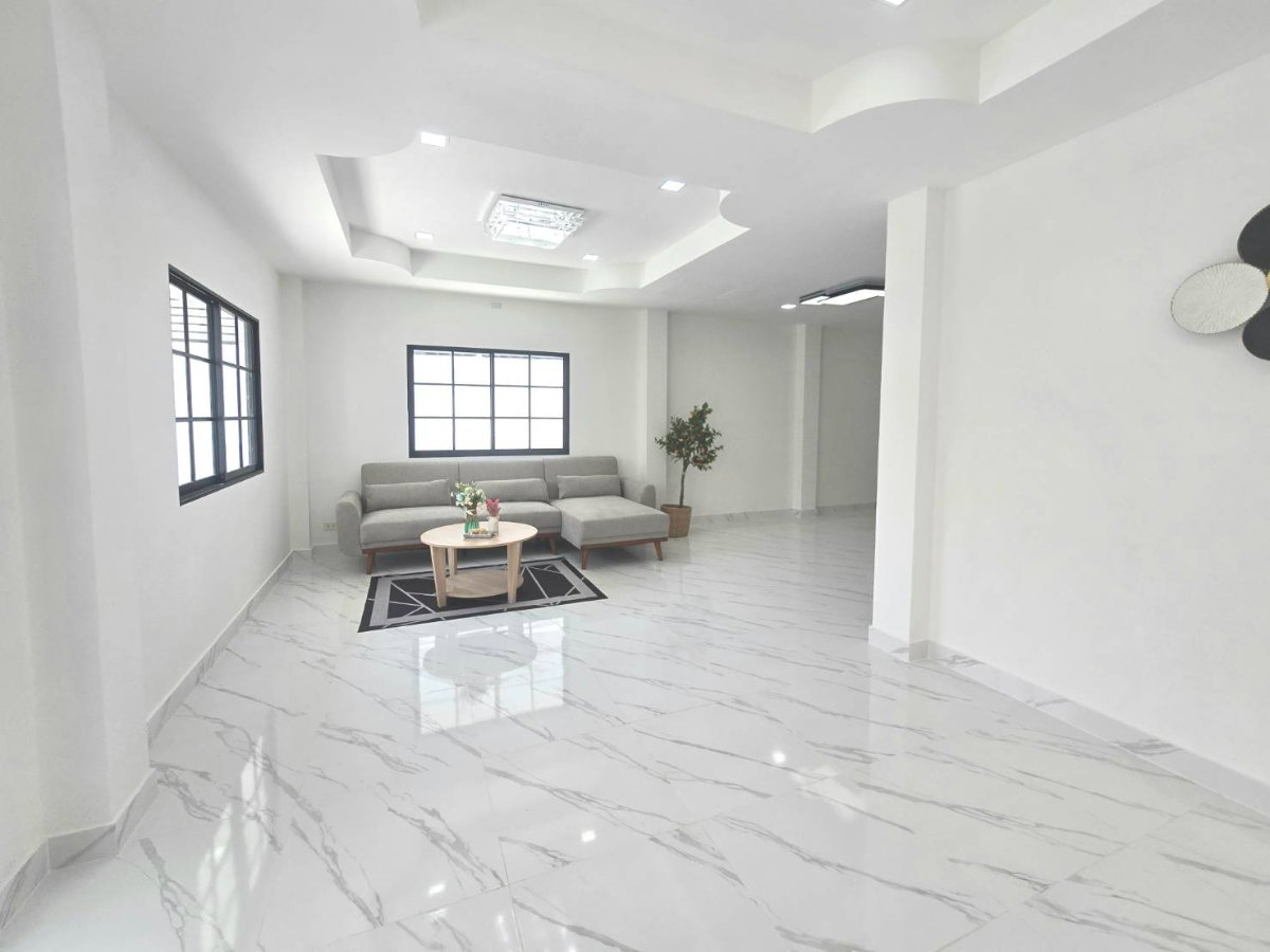 รูป บ้านเดี่ยวหลังมุมใน ตกแต่งรีโนเวทใหม่ หมู่บ้านเอกกวิน ถนนเลียบคลองสอง4 ทำเลดี ฟังก์ชั่นบ้านดีมาก - รูปที่ 13/43