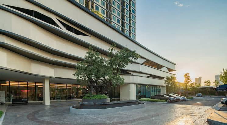 รูป โซนเกษตร–นวมินทร์ เดินทางเข้าเมืองง่าย🚆 Chewathai Kaset - รูปที่ 11/12