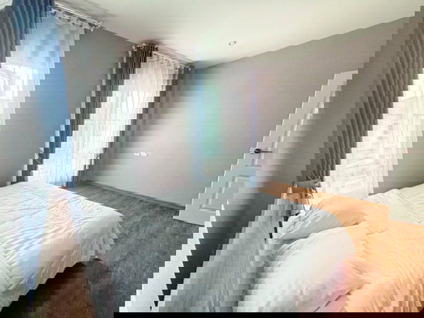 รูป ม.เทคโนโลยีมหานคร บิ๊กซี ให้เช่าบ้าน 4 นอน 3 น้ำ หนองจอก 400 ม. ใกล้แม็คโคร 800 ม. 50 ตร.วา. 200 ตร.ม. บ้านเดี่ยว 2 ชั้น ตลาดหนองจอก 1 กม. - รูปที่ 5/8