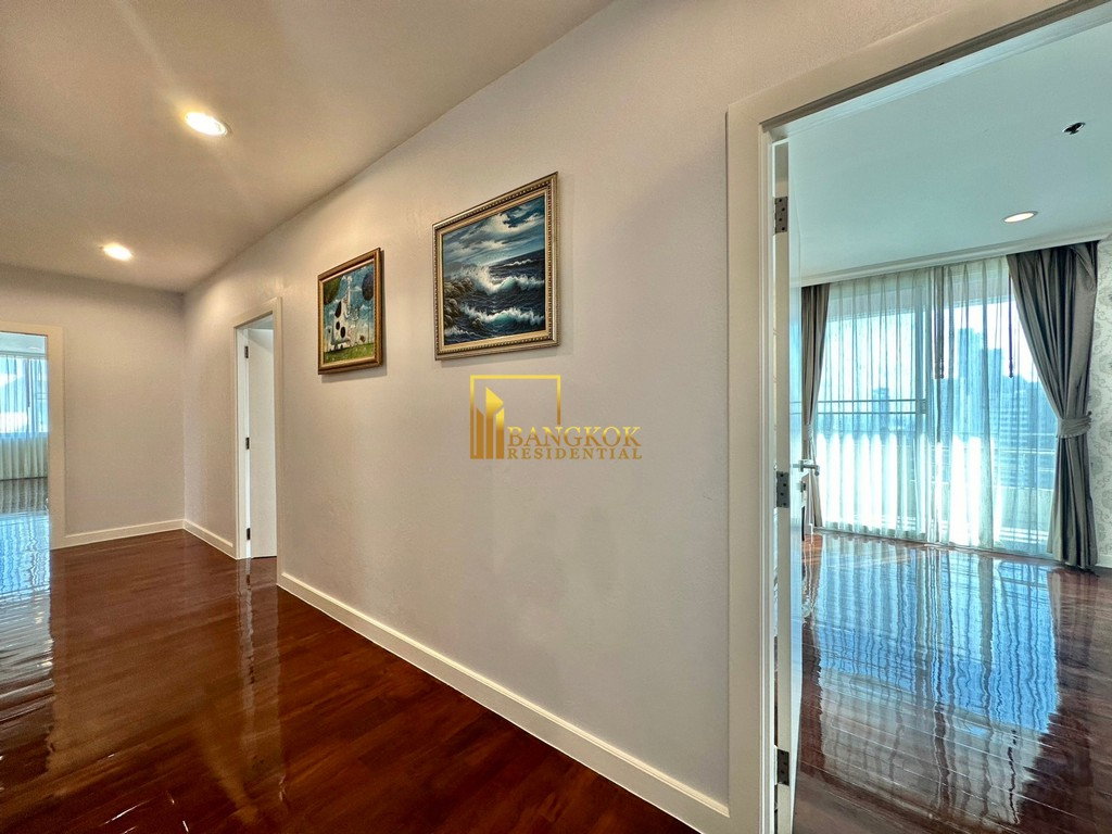 รูป Gorgeous 4 Bed Duplex Serviced Apartment in Phrom Phong - BR7102SA - รูปที่ 31/67
