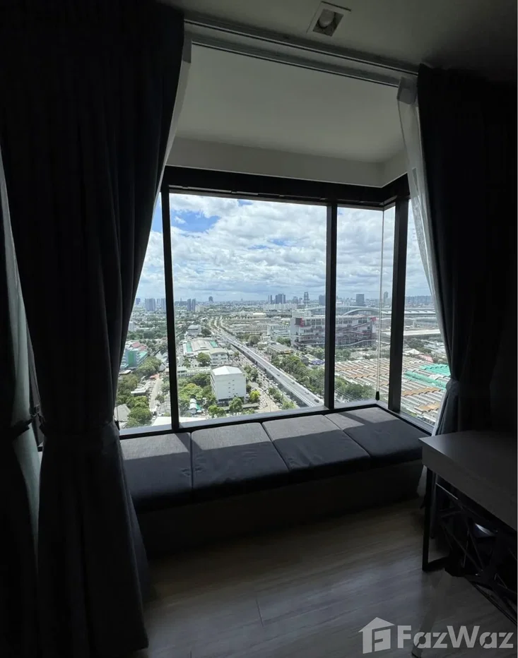 picture M Jatujak 6177098 - 6/9