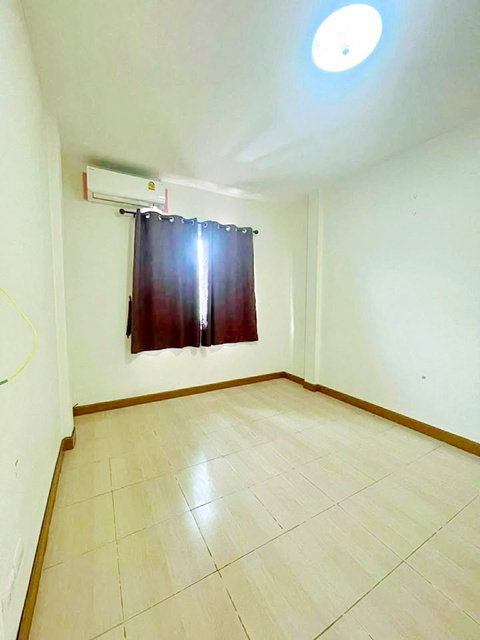 รูป ใกล้MRTคู้บอน 900 ม. ถ.เลียบคลองสอง ซาฟารี ปัญญา ทาวน์เฮ้าส์ 2 ชั้น 3นอน 2 น้ำ 18ตร.วา. - รูปที่ 6/8