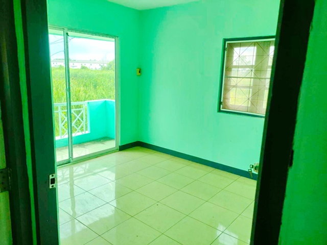 รูป บิ๊กซี คลองสาม 380 ม.ตลาดเจริญผล100ม. เลียบคลองสาม ทาวน์เฮาส์หลังริม 3นอน 30ตร.ว. 240ตร.ม. ตลาดคลองสาม 1 กม. - รูปที่ 5/8