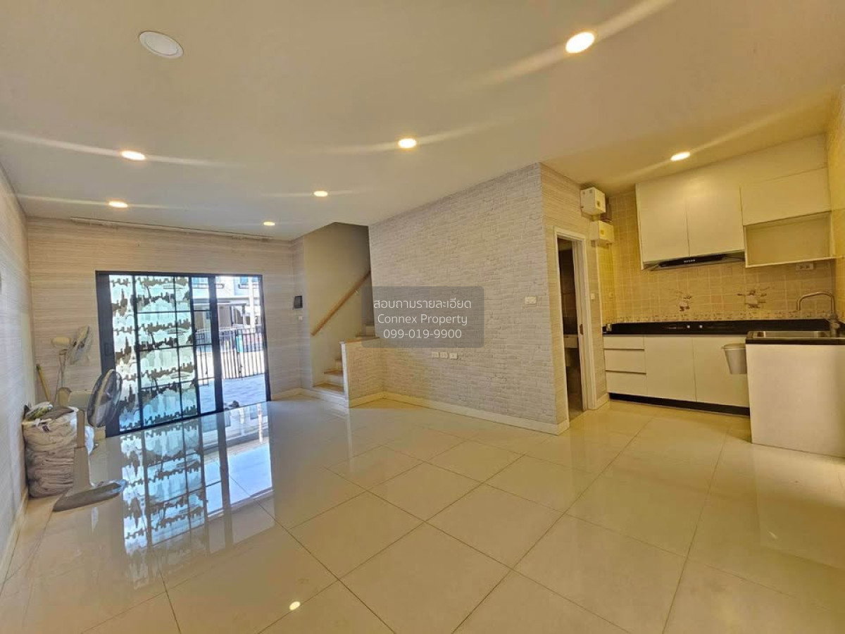 รูป ขายทาวน์เฮ้าส์/ทาวน์โฮม  บริทาเนีย เมกะทาวน์ บางนา ห้องมุม บางแก้ว บางพลี สมุทรปราการ CX-151496 ✅ ทักไลน์ @connexproperty ตอบทันที ทีมงานมืออาชีพ ✅ - รูปที่ 4/12