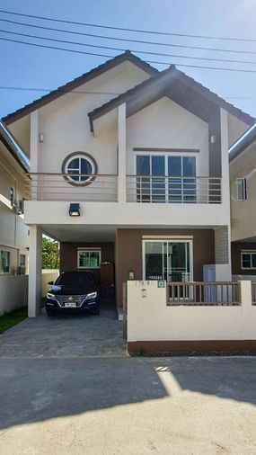 บ้าน 2 ชั้น ใกล้โรงเรียนนานาชาติปัญญาเด่นและกาดฝรั่ง หางดง