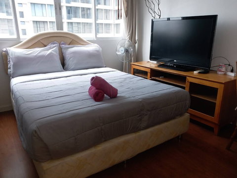 P-120863 City View 1 Bedroom! Grand Park View Near Sukhumvit MRT 26,000 THB | Line Id: @easycondoplus | 099-229-6397