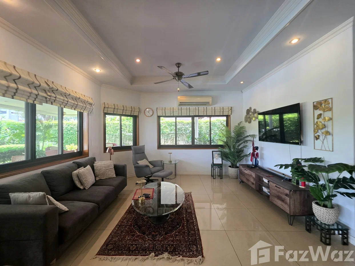 picture 4 Bedroom Villa for rent at Sunset Village 2 1099872 - 4/28