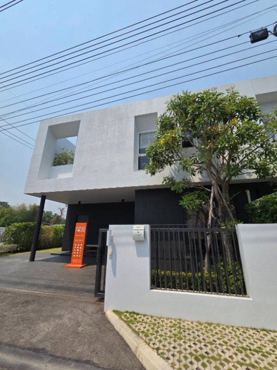 รูป ขายบ้านแฝดโครงการใหม่ Holm2 สันพระเนตร ทำเลดี น้ำไม่ท่วม ออกแบบมาเพื่อปรับแต่งตามไลฟ์สไตล์ ใกล้เมือง เซนทรัลเฟส -SW003619 - รูปที่ 2/17